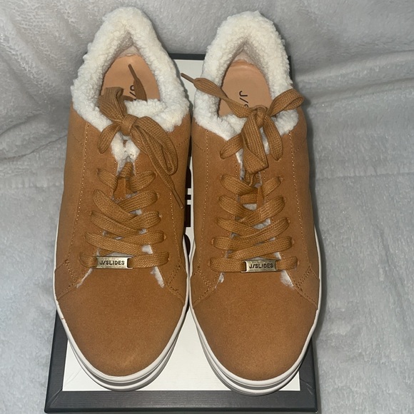 NWT J/SLIDES NINKA Waterproof Suede and Sherpa Sneaker - Picture 9 of 16